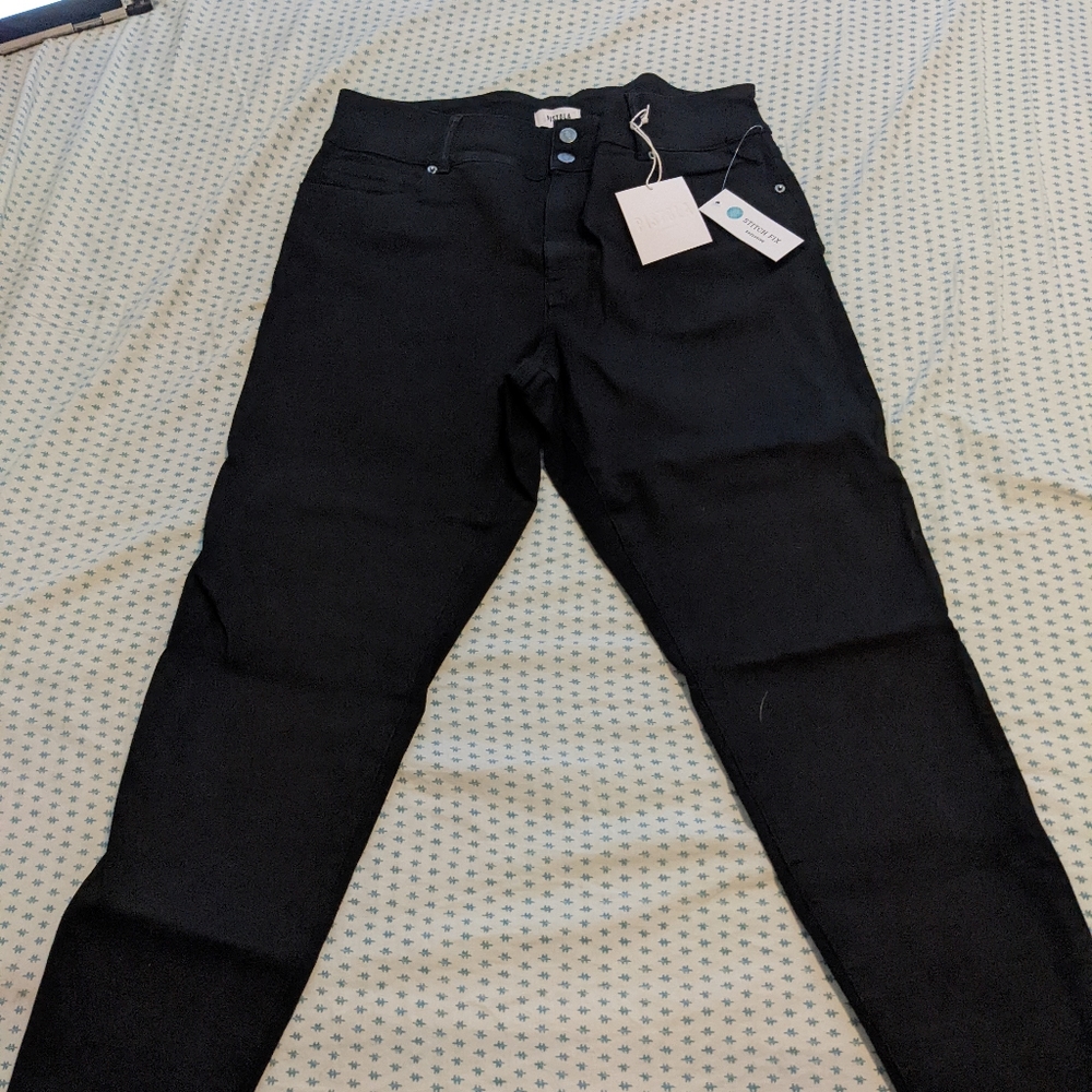 *NWT* Pistola double button black jeans